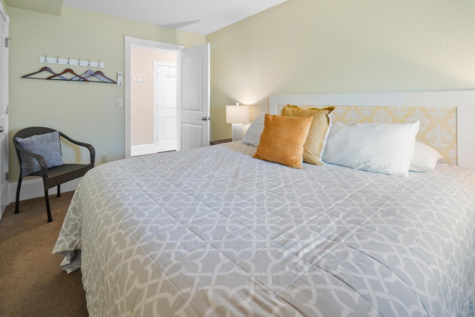 Pioneer Vacation Rentals - Pioneer North Suite Downtown Ashland Kültér fotó