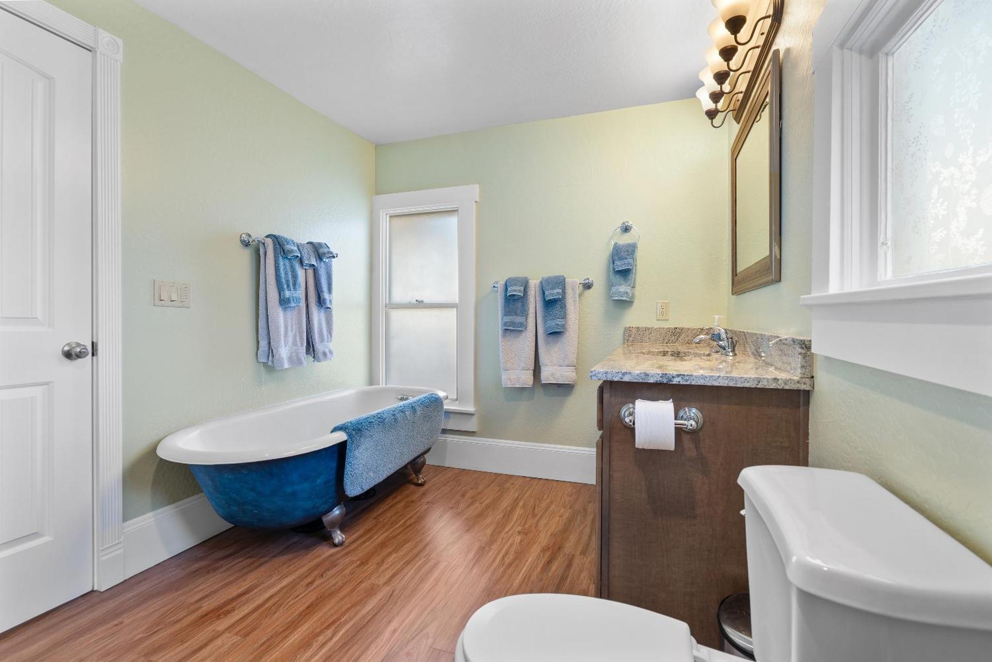 Pioneer Vacation Rentals - Pioneer North Suite Downtown Ashland Kültér fotó