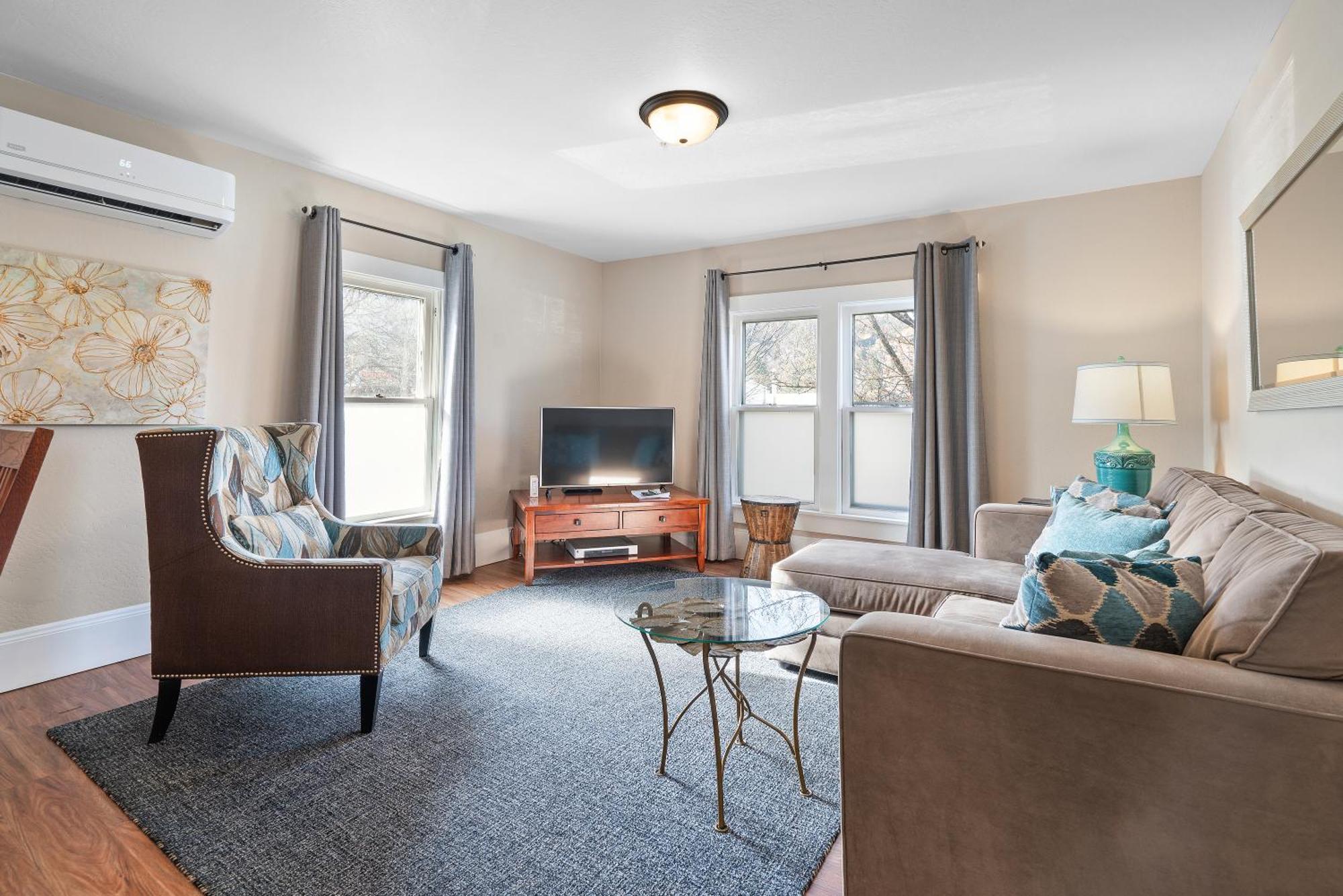 Pioneer Vacation Rentals - Pioneer North Suite Downtown Ashland Kültér fotó